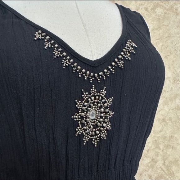 Dress - Picture 3 of 8